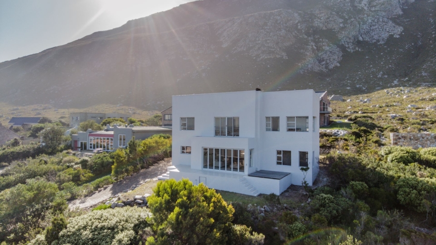 To Let 6 Bedroom Property for Rent in Bettys Bay Western Cape
